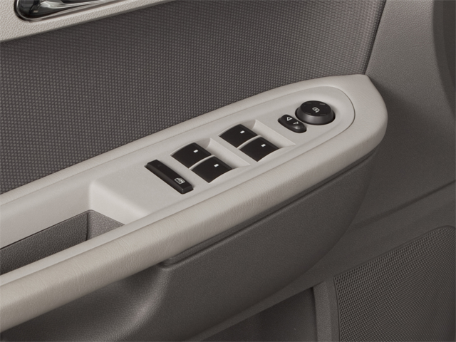 2011 Chevrolet Traverse LS FWD