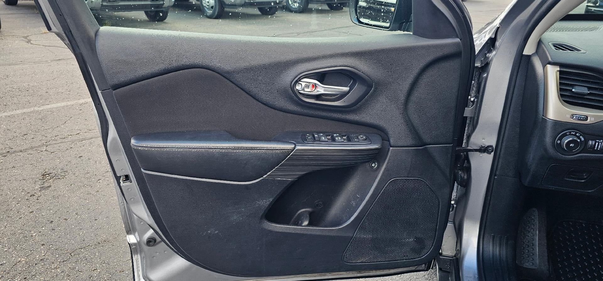2016 Jeep Cherokee Latitude FWD