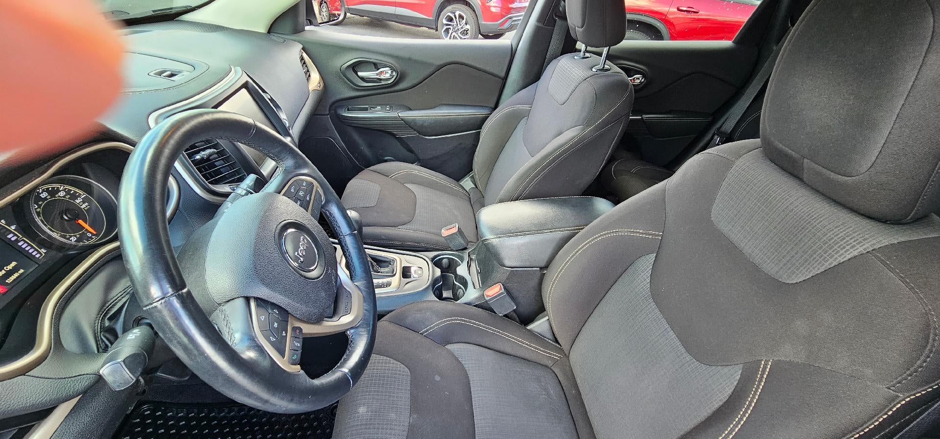 2016 Jeep Cherokee Latitude FWD