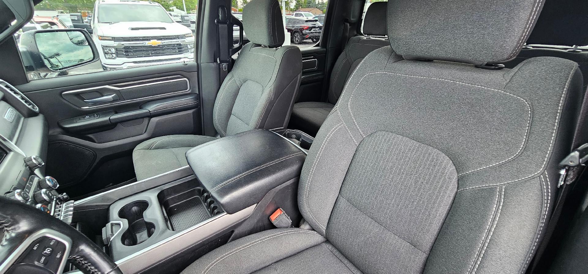 2020 RAM 1500 Big Horn Crew Cab 4x4 5'7" Box 4WD