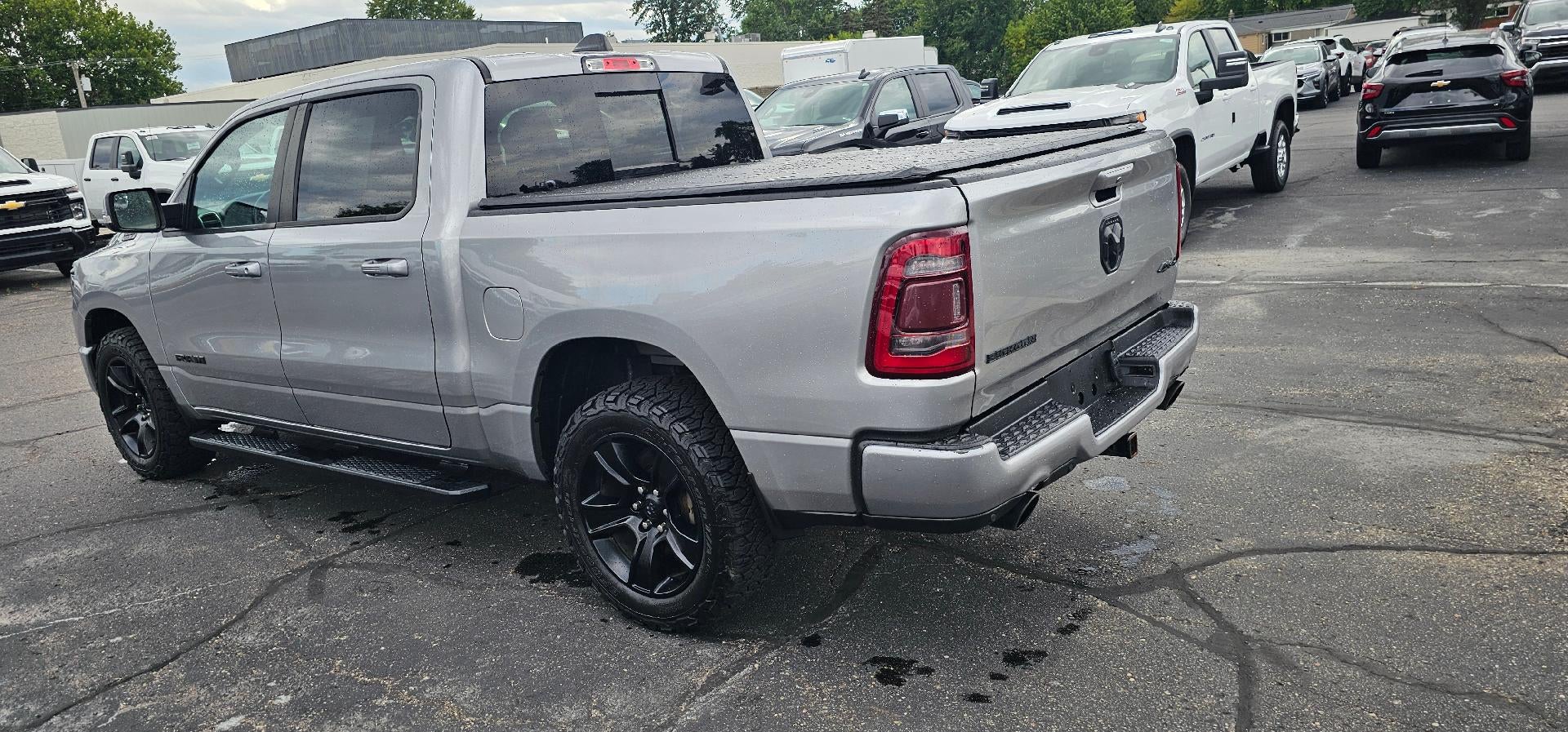 2020 RAM 1500 Big Horn Crew Cab 4x4 5'7" Box 4WD