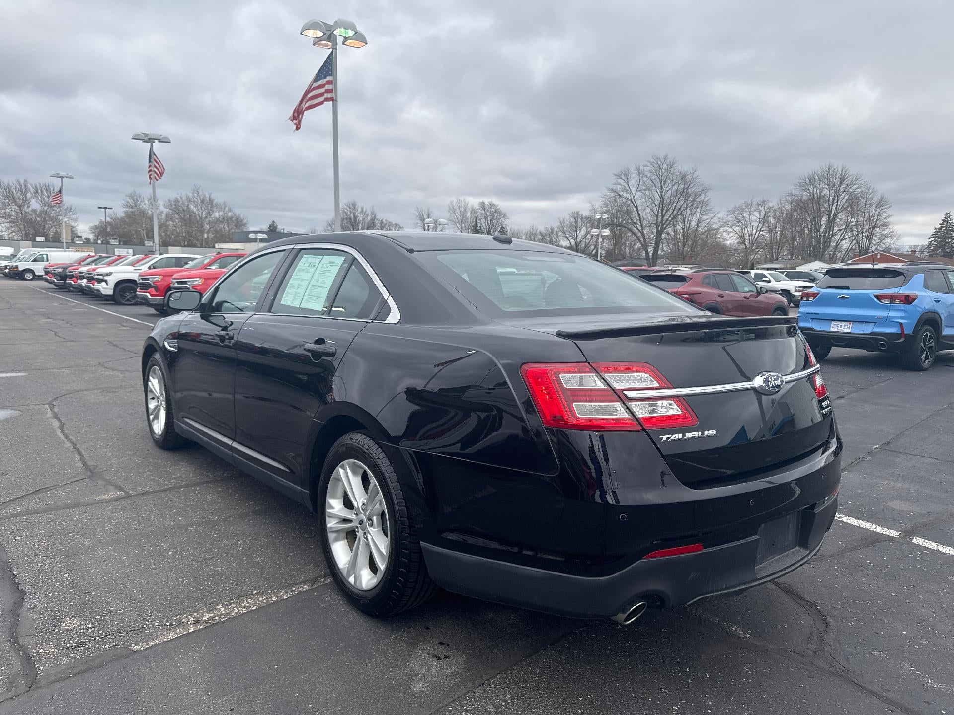 2016 Ford Taurus SEL FWD