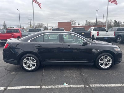 2016 Ford Taurus SEL FWD