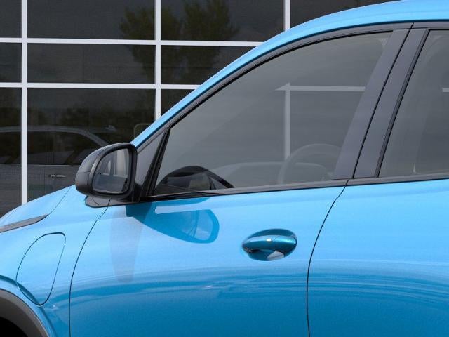 2027 Chevrolet Bolt LT FWD