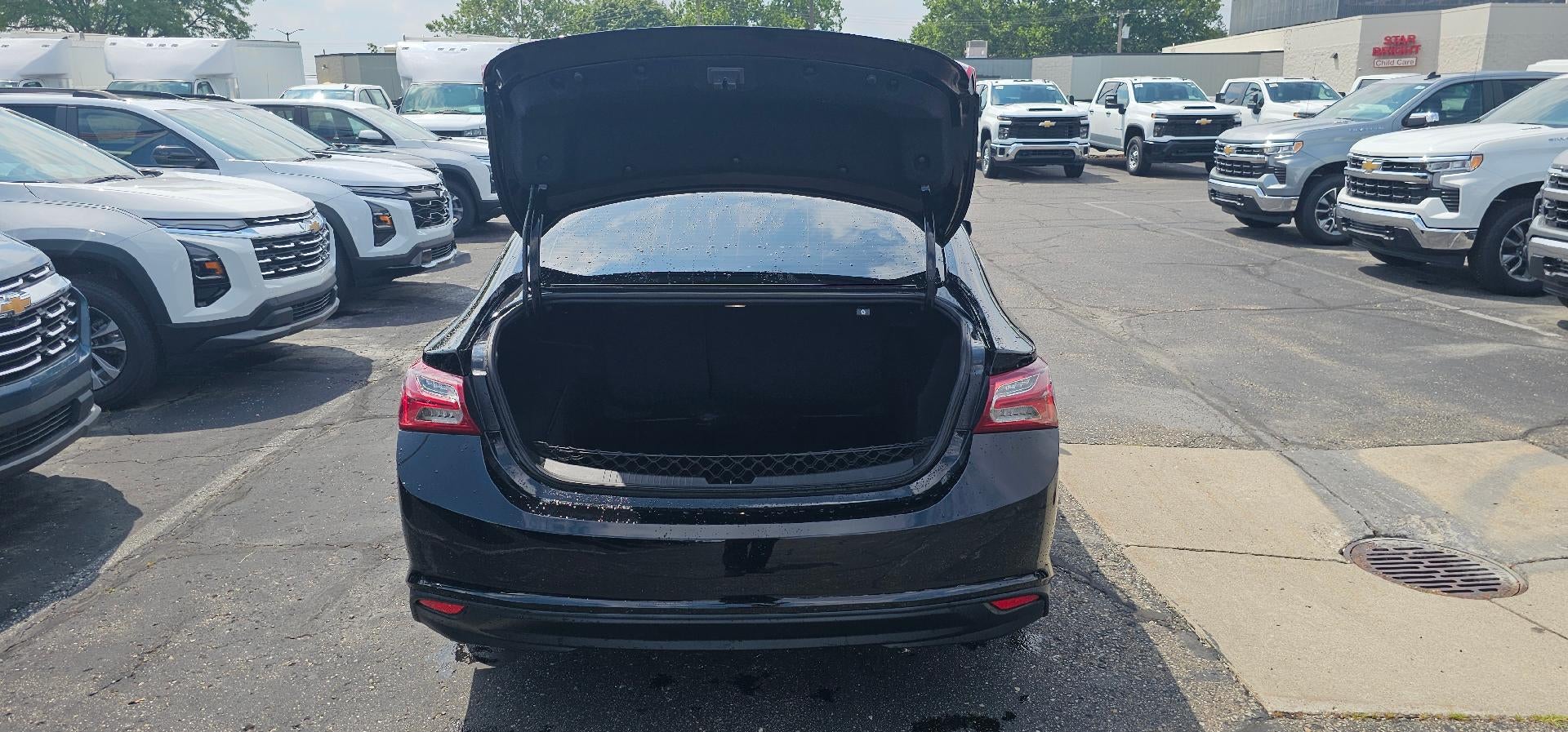 2023 Chevrolet Malibu LT FWD