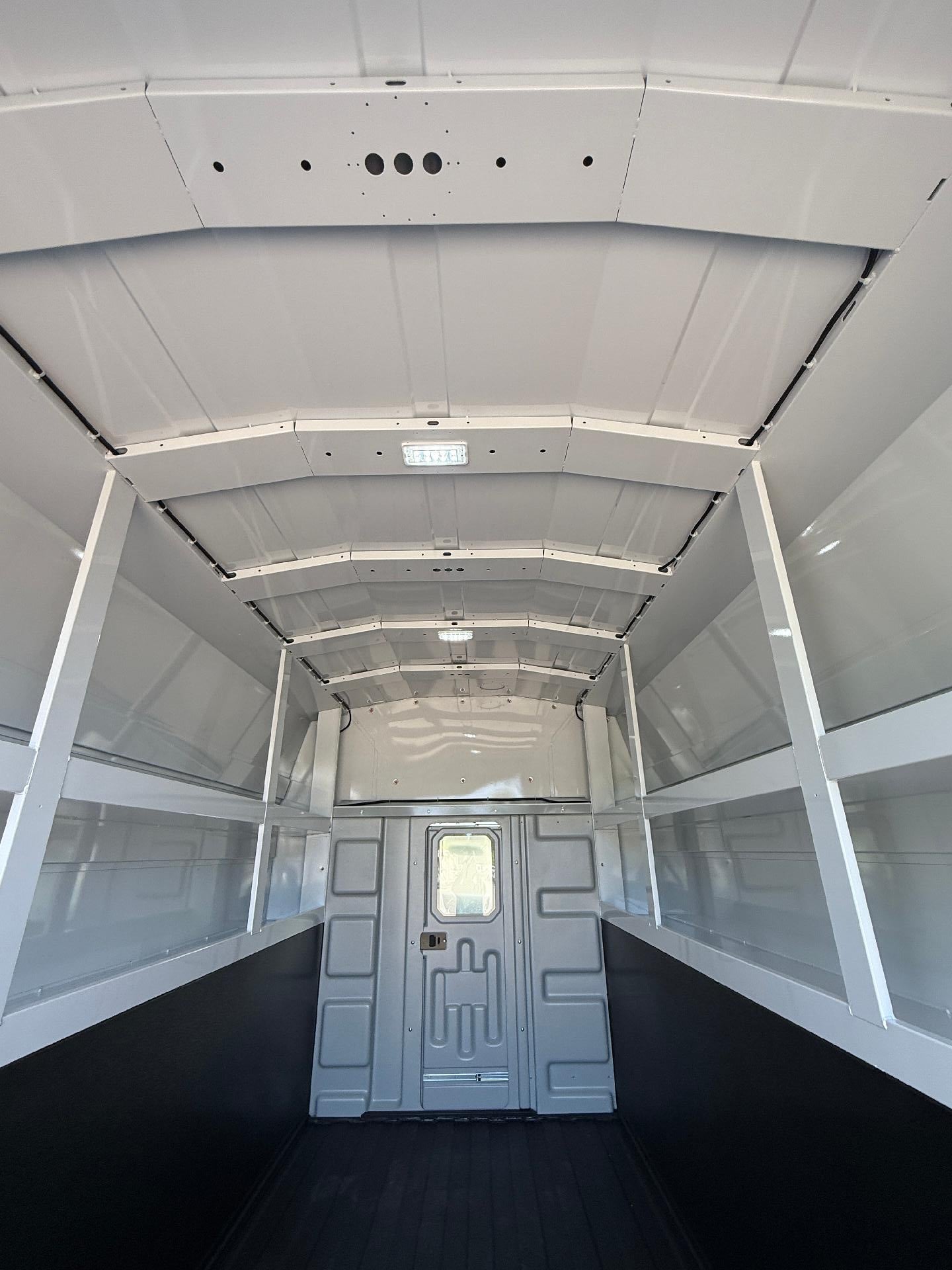 2025 Chevrolet Express Cutaway 3500 Base