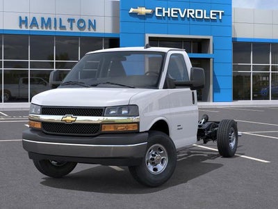 2025 Chevrolet Express Cutaway 3500 Base