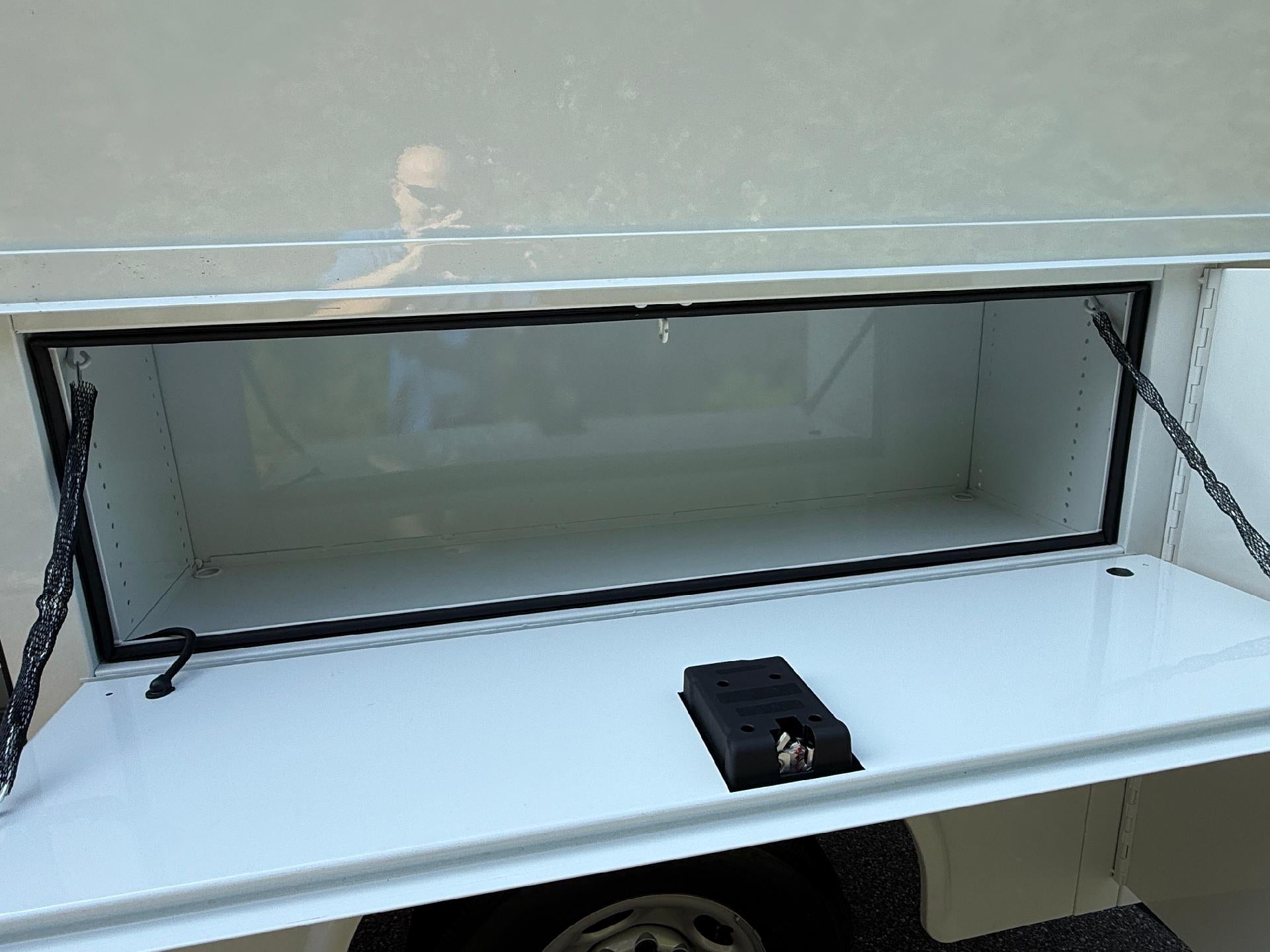 2025 Chevrolet Express Cutaway 3500 Base