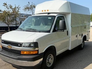 2025 Chevrolet Express Cutaway 3500 1WT RWD