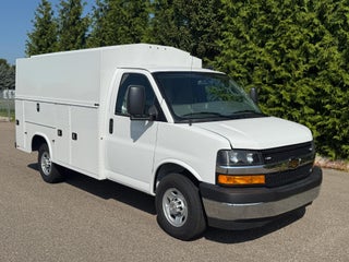 2025 Chevrolet Express Cutaway 3500 1WT RWD