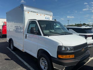 2025 Chevrolet Express Cutaway 3500 1WT RWD