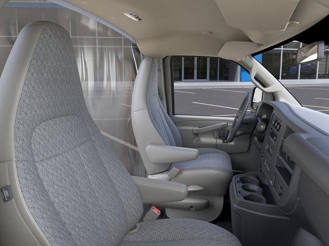 2025 Chevrolet Express Cutaway 3500 Base