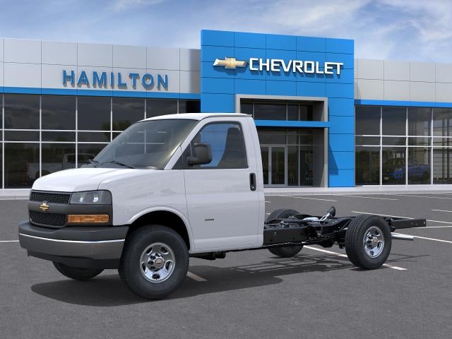 2026 Chevrolet Express Cutaway 3500 1WT RWD