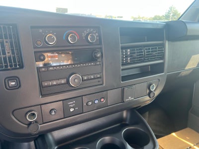 2025 Chevrolet Express Cutaway 3500 Base