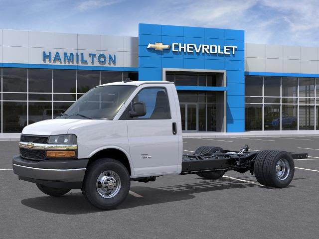 2025 Chevrolet Express Cutaway 3500 1WT RWD