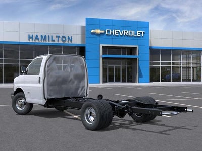 2025 Chevrolet Express Cutaway 3500 1WT RWD