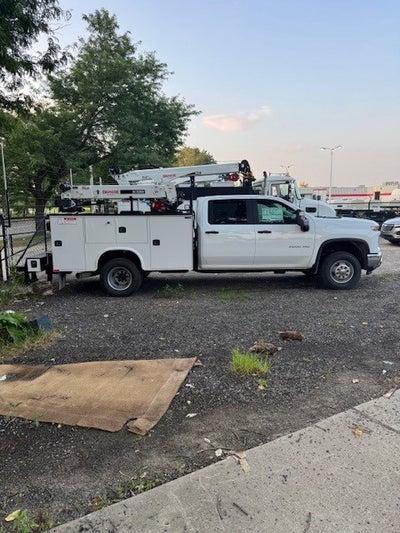 2025 Chevrolet Silverado 3500 HD Chassis Cab Work Truck