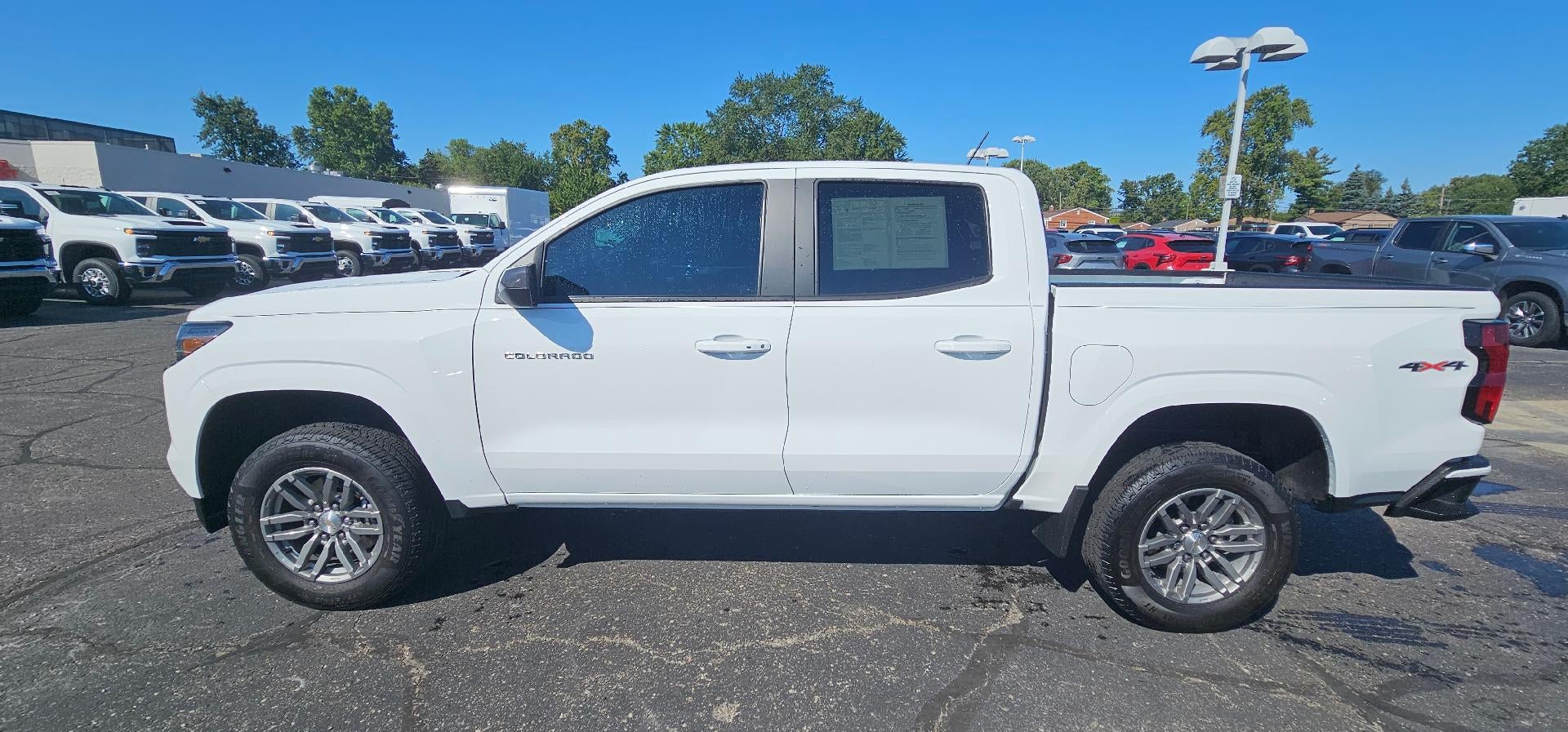 2023 Chevrolet Colorado 4WD LT 4WD