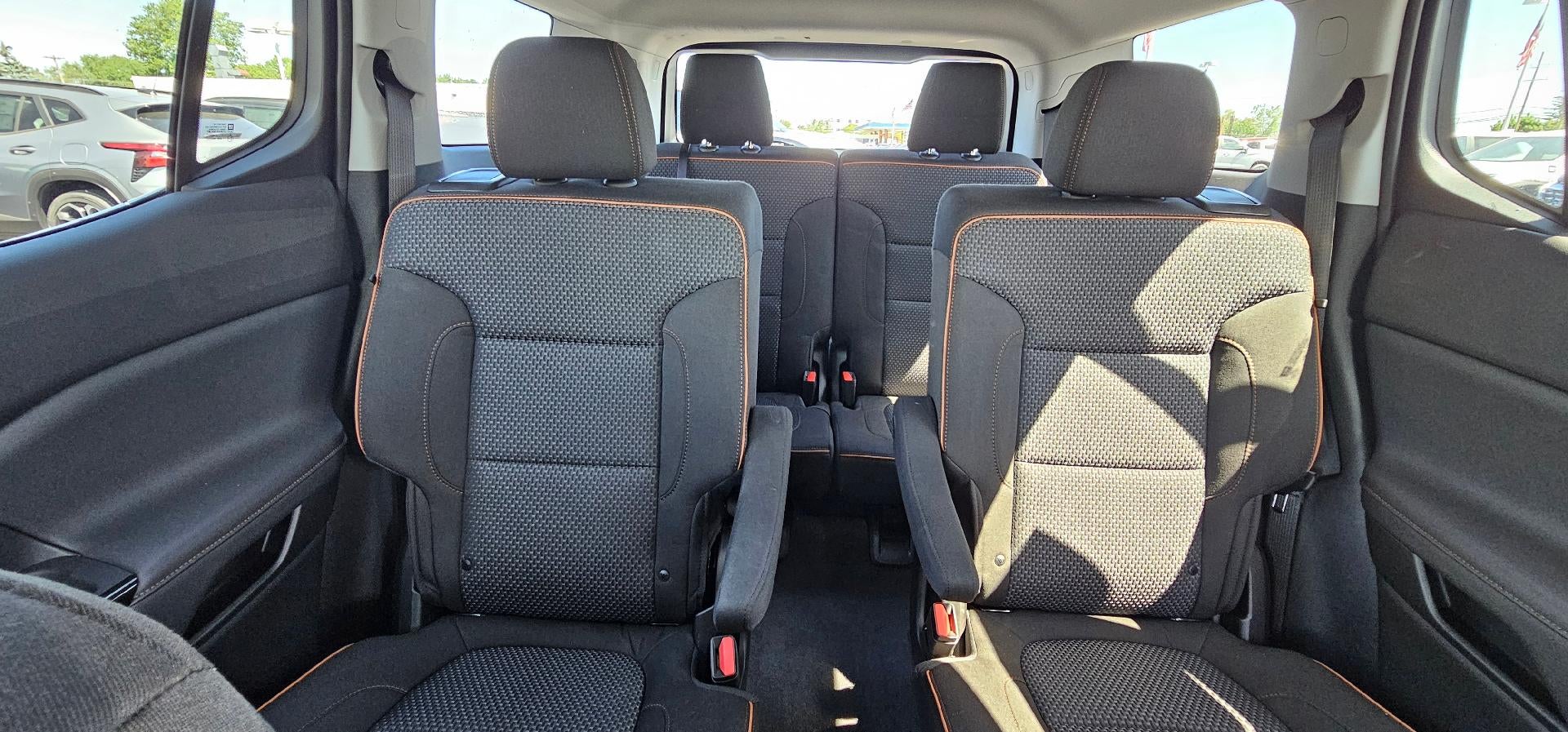 2023 GMC Acadia AT4 AWD
