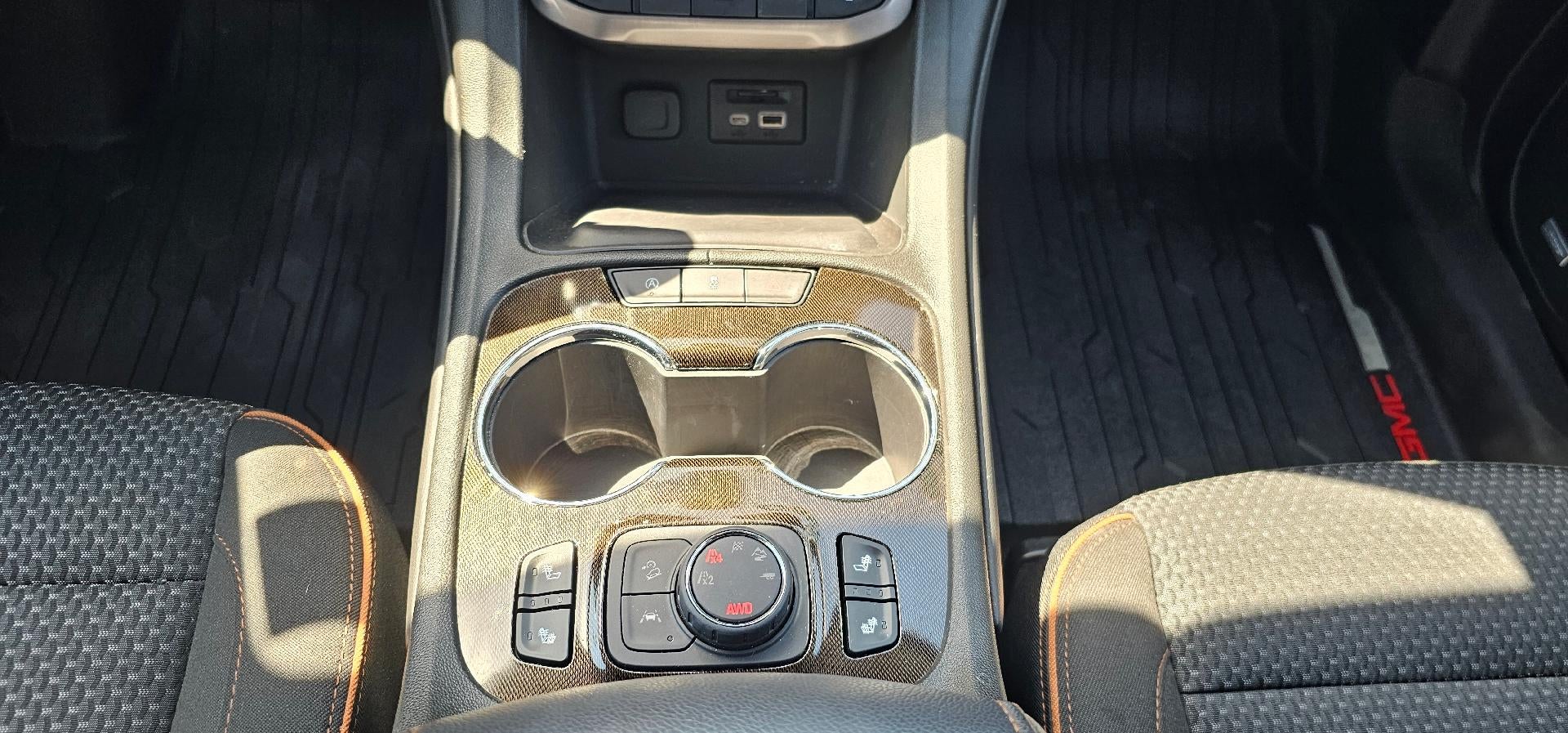 2023 GMC Acadia AT4 AWD