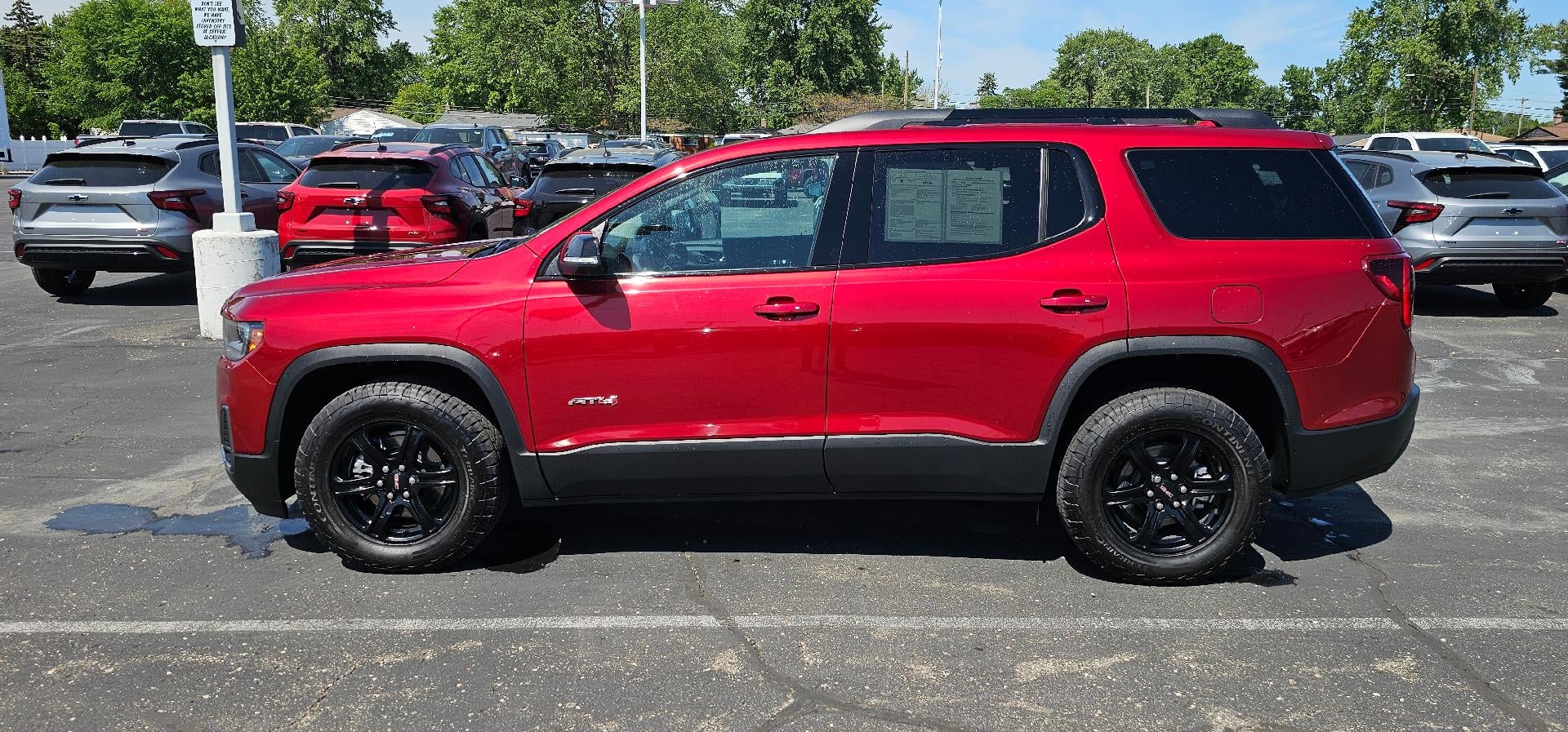 2023 GMC Acadia AT4 AWD