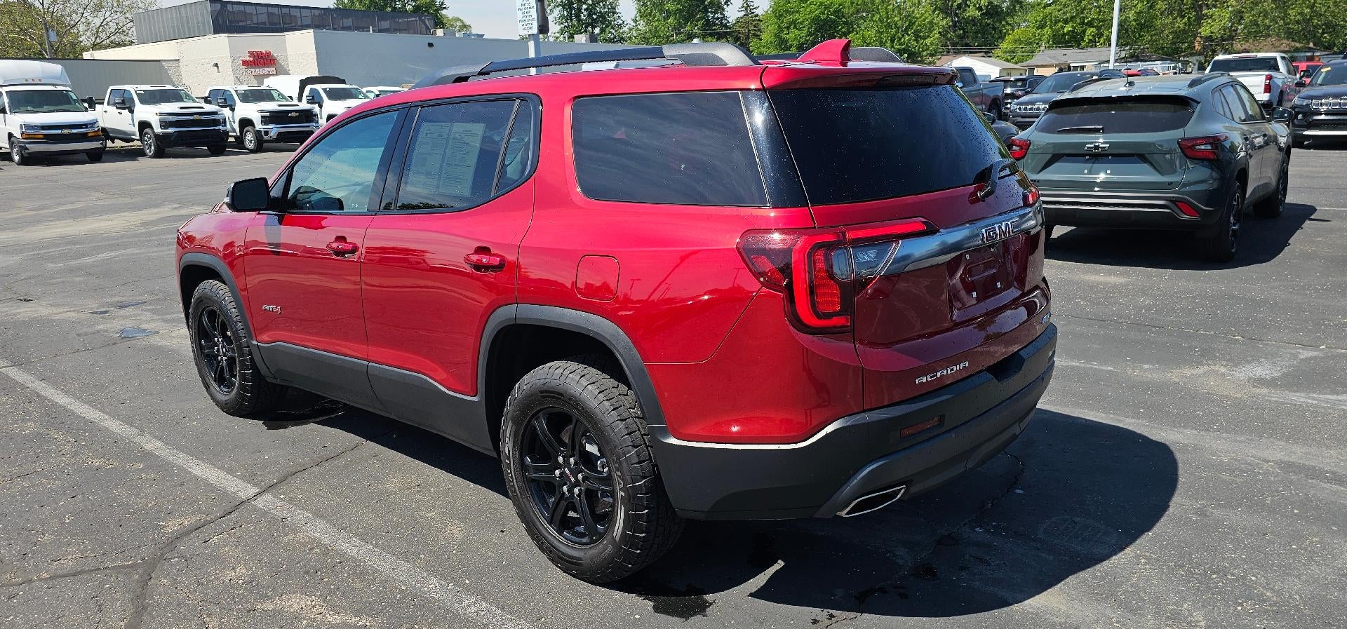 2023 GMC Acadia AT4 AWD