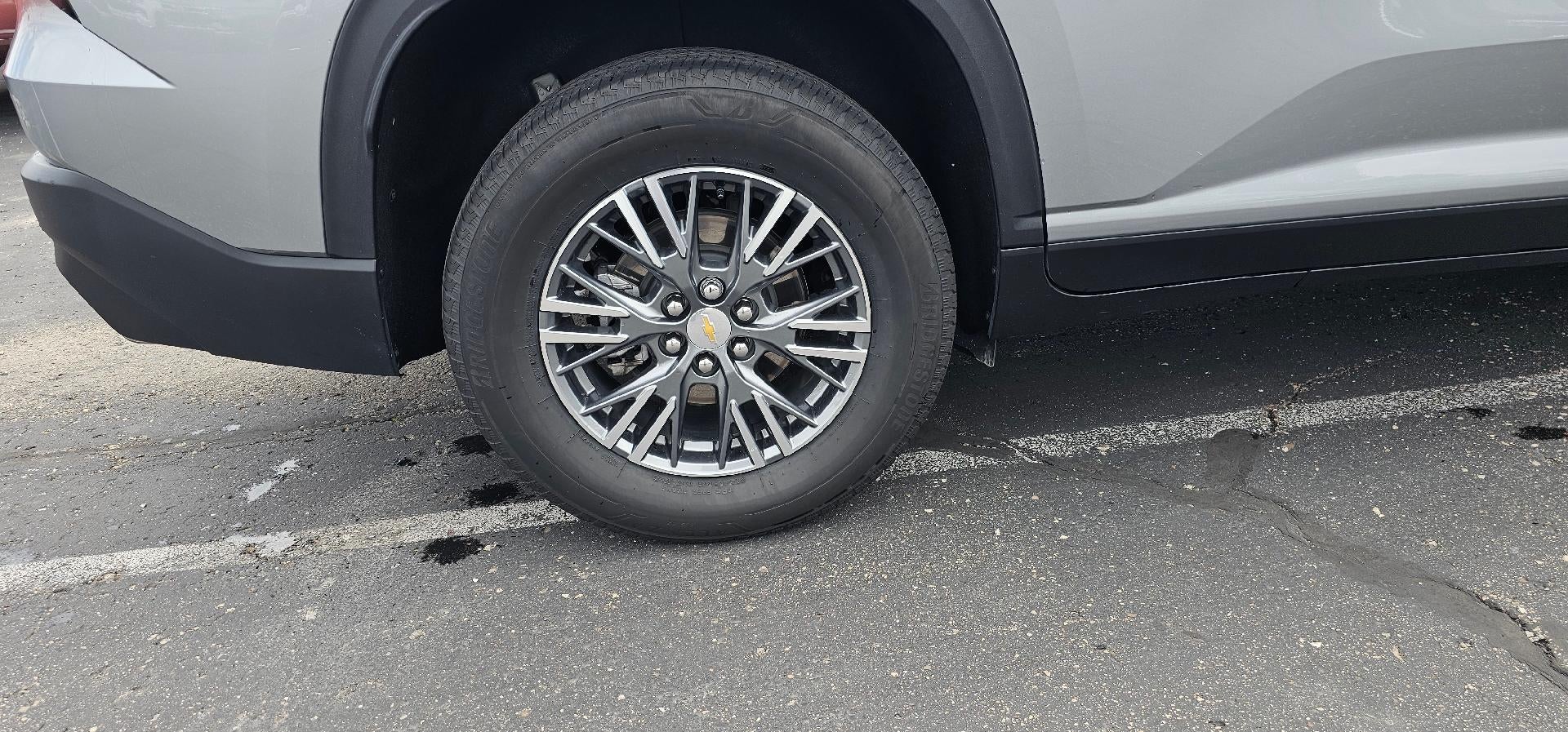 2024 Chevrolet Traverse LS FWD