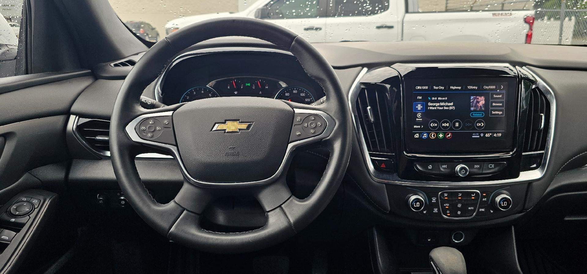 2023 Chevrolet Traverse LT Cloth FWD