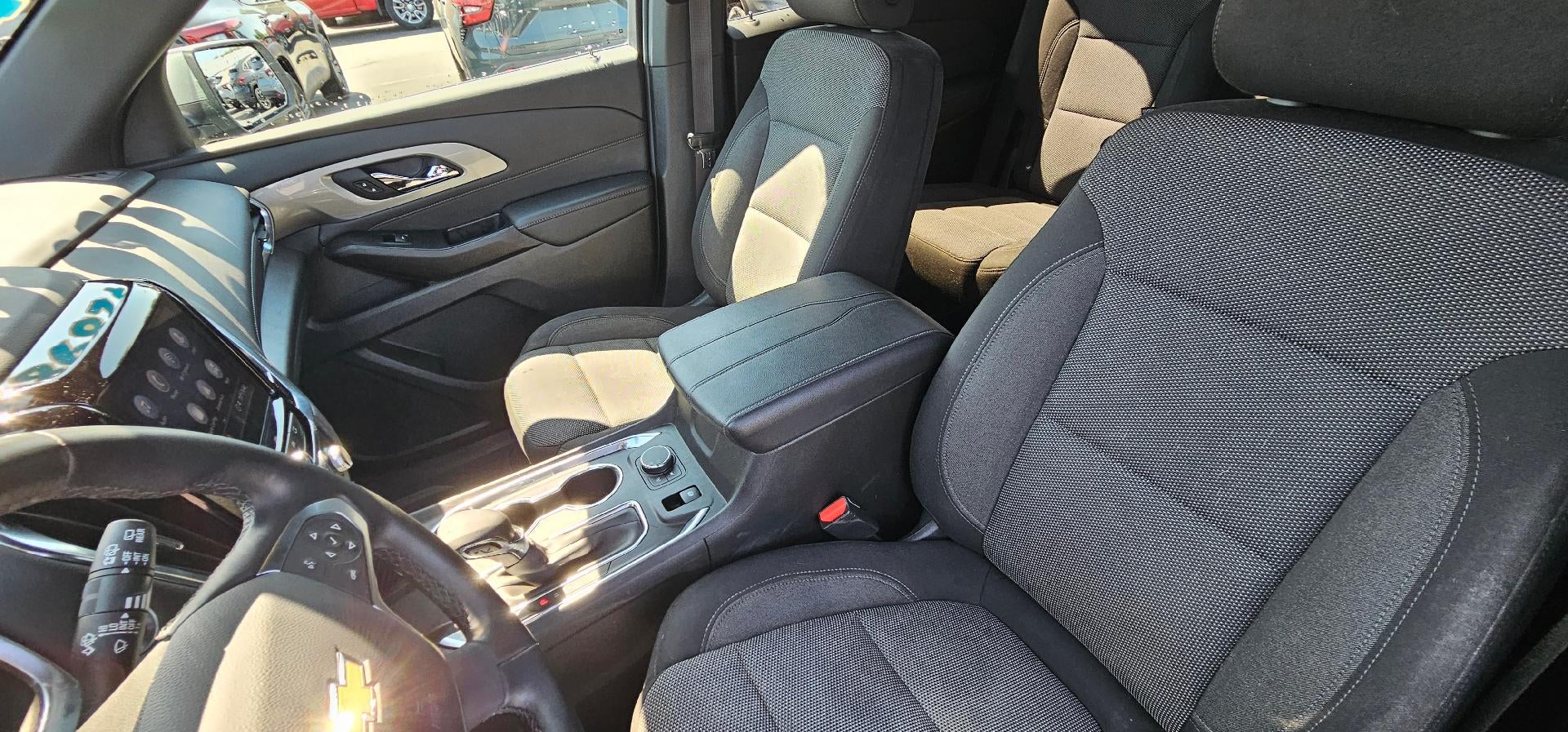 2023 Chevrolet Traverse LT Cloth FWD
