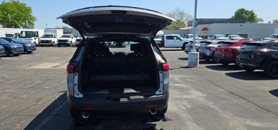 2023 Chevrolet Traverse LT Cloth FWD