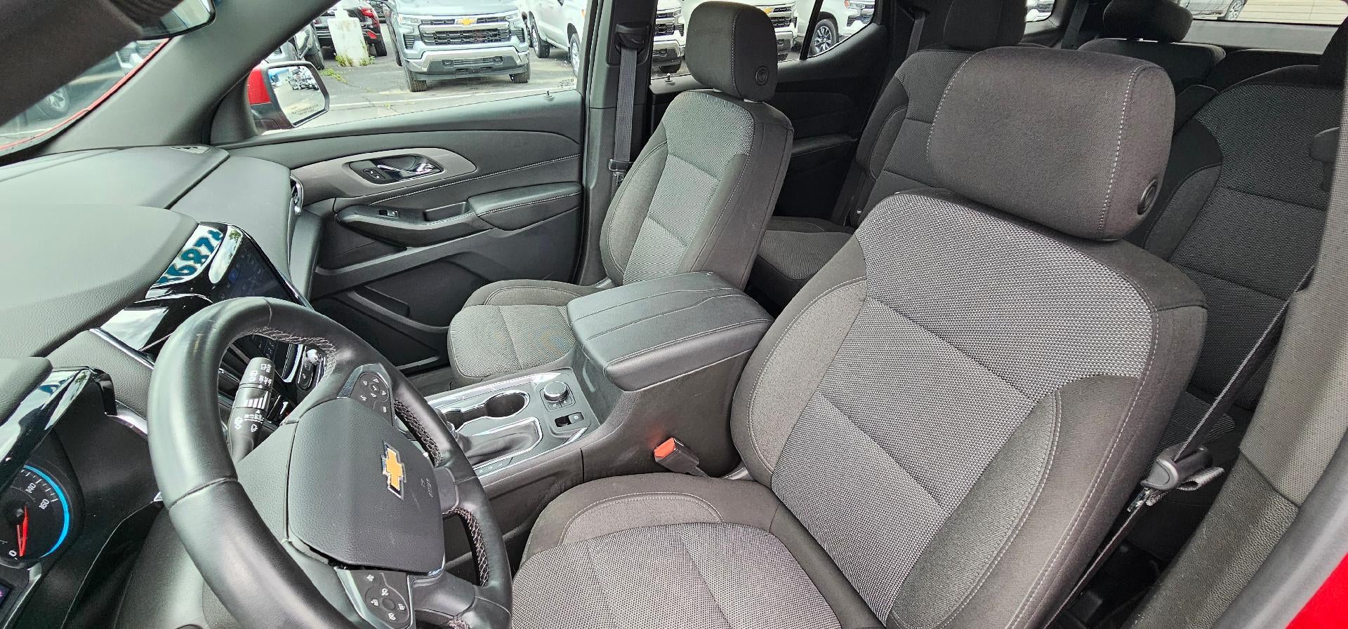 2023 Chevrolet Traverse LT Cloth FWD