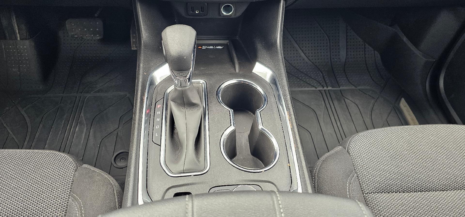 2023 Chevrolet Traverse LT Cloth FWD