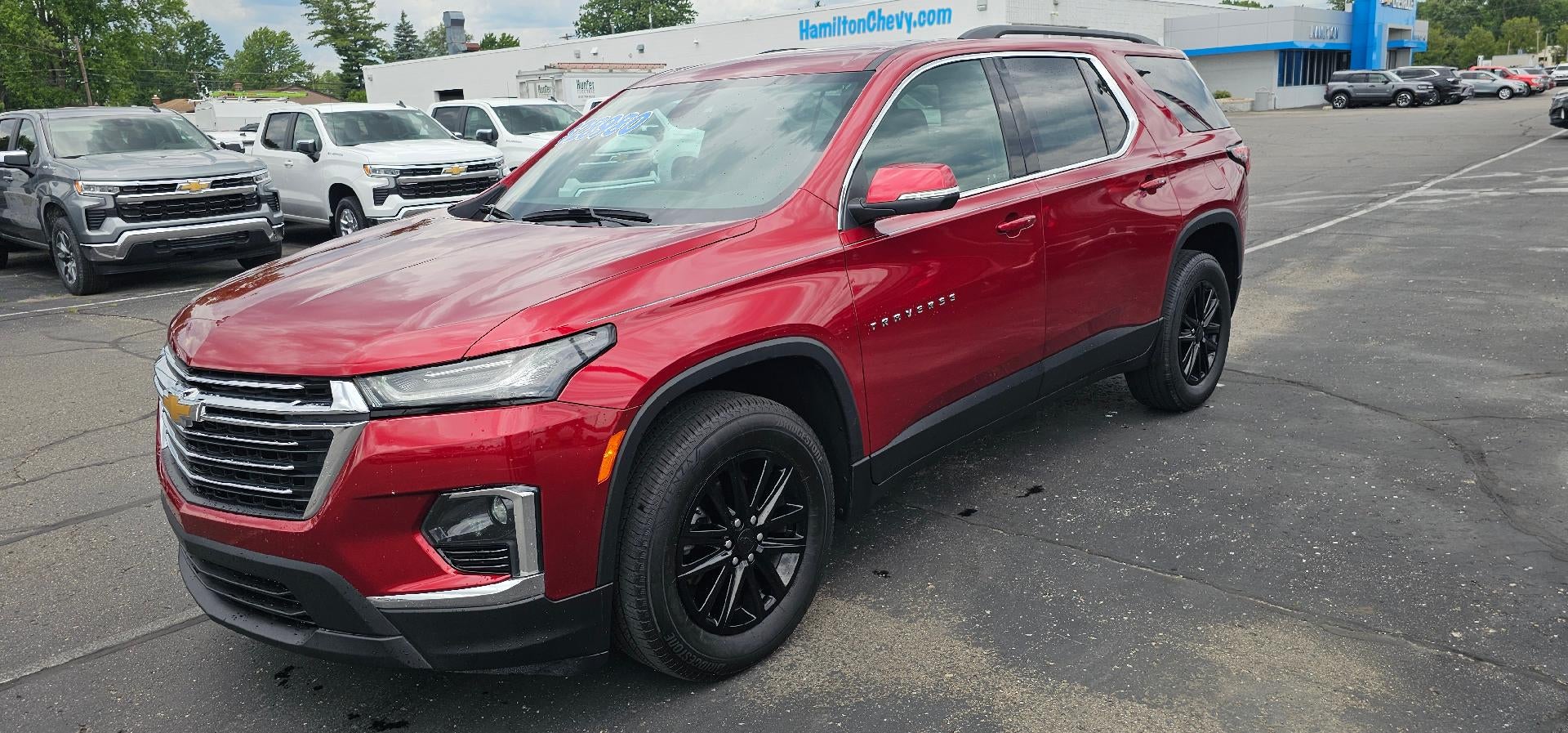 2023 Chevrolet Traverse LT Cloth FWD