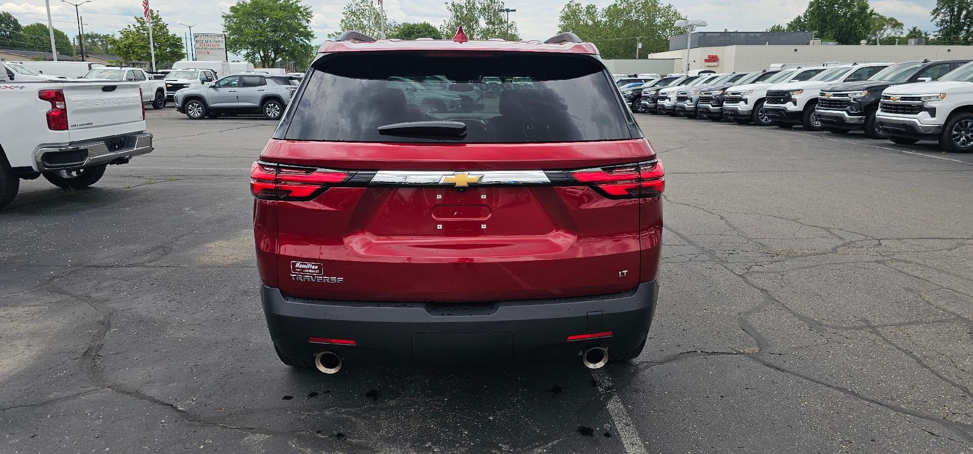 2023 Chevrolet Traverse LT Cloth FWD