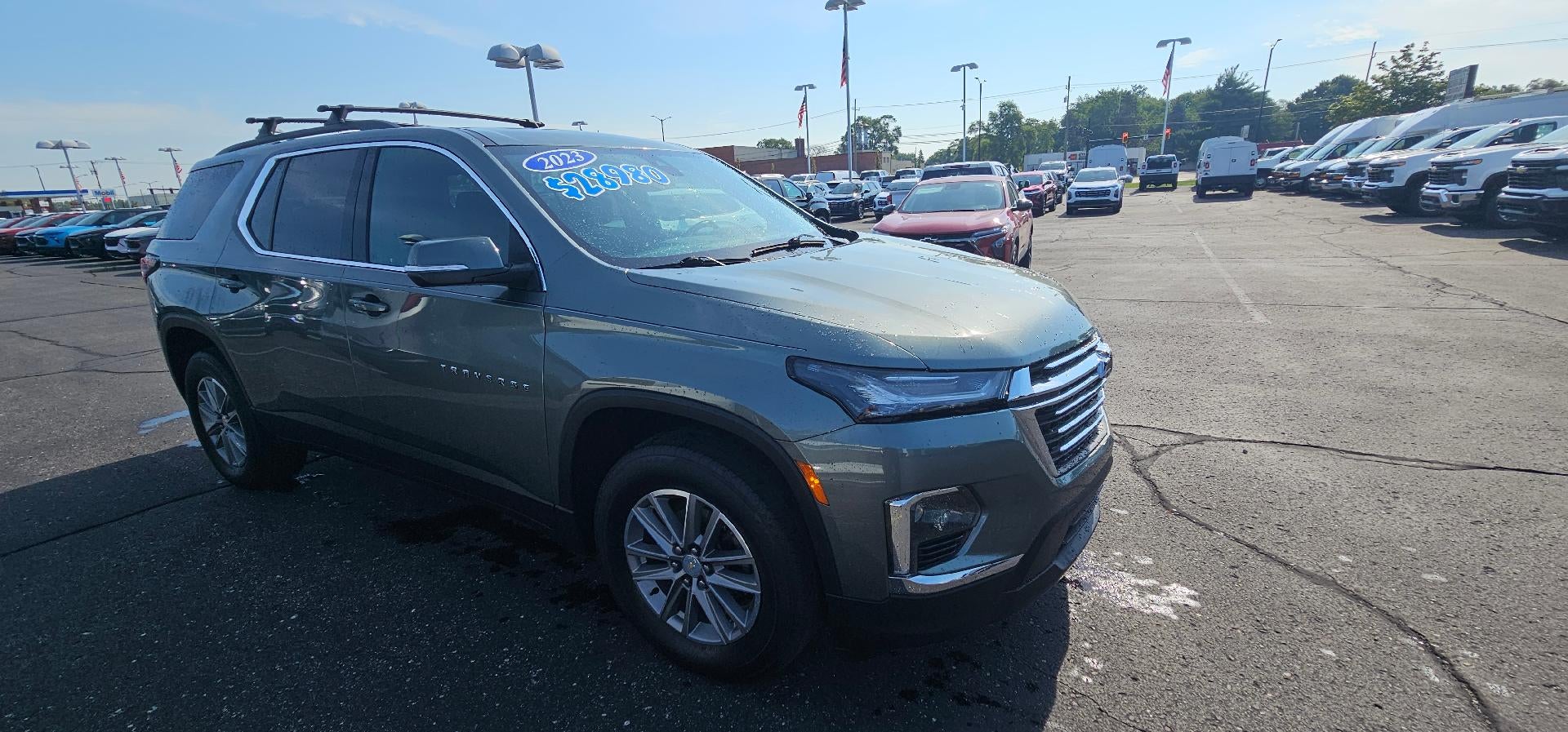 2023 Chevrolet Traverse LT Cloth FWD