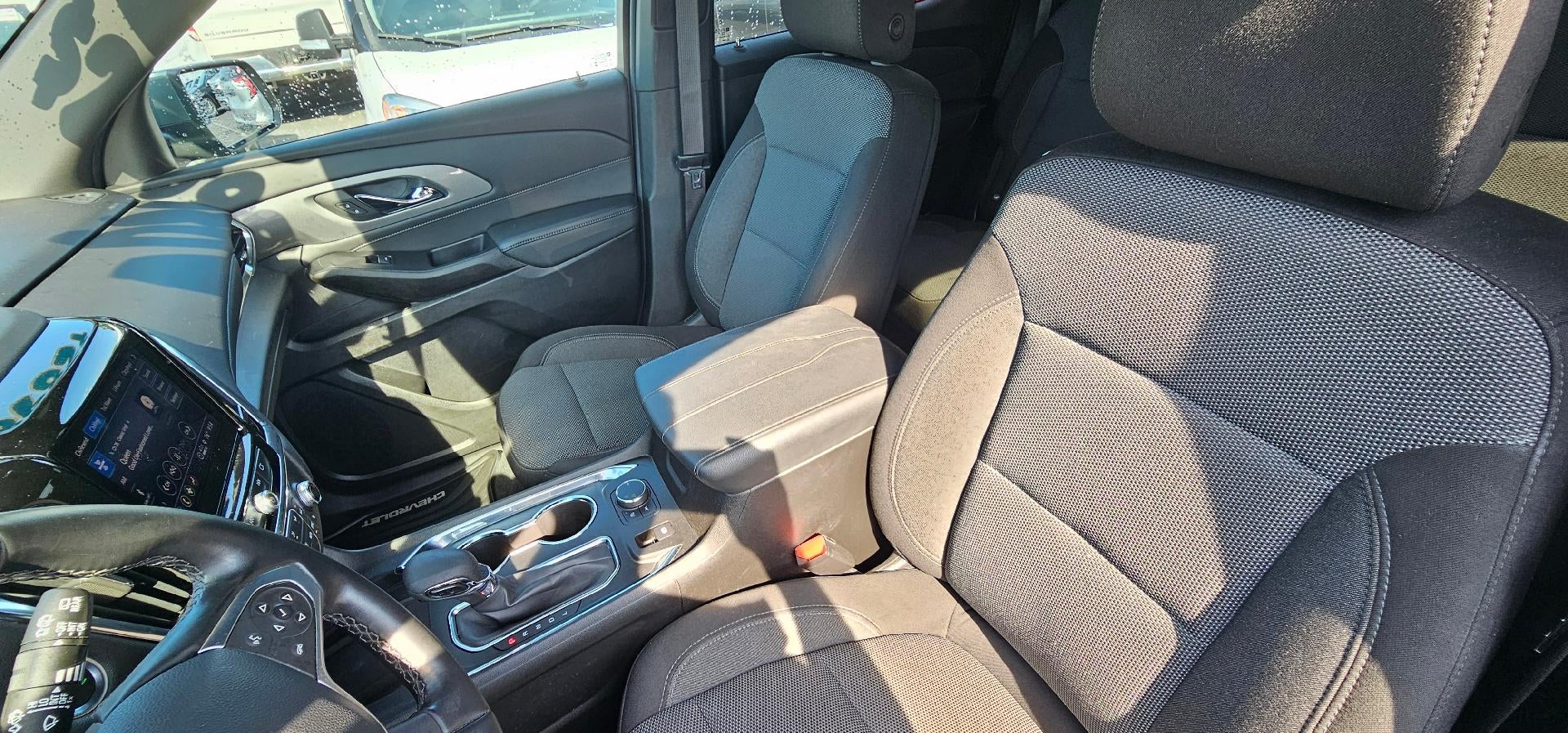 2023 Chevrolet Traverse LT Cloth FWD