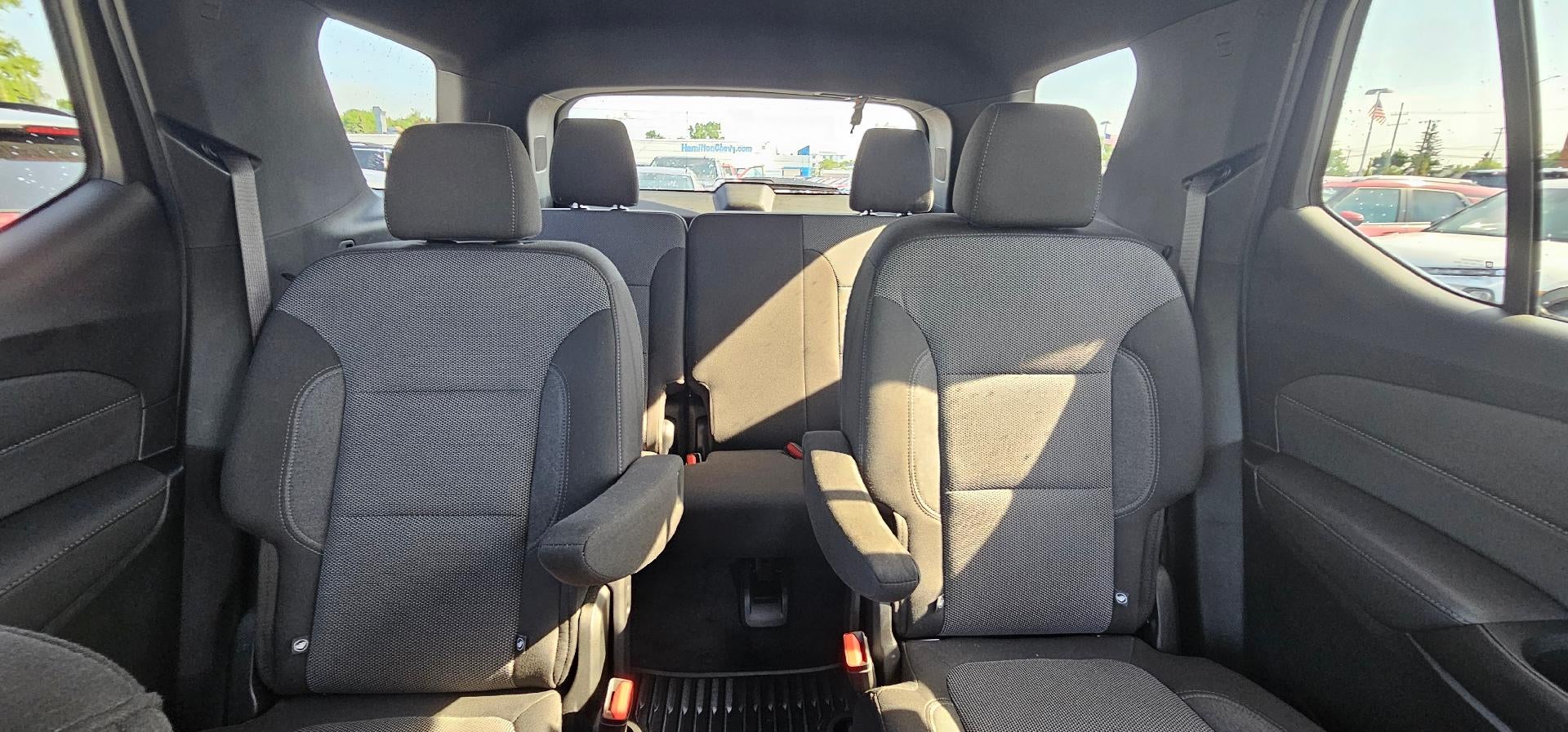 2023 Chevrolet Traverse LT Cloth FWD