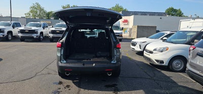 2023 Chevrolet Traverse LT Cloth FWD