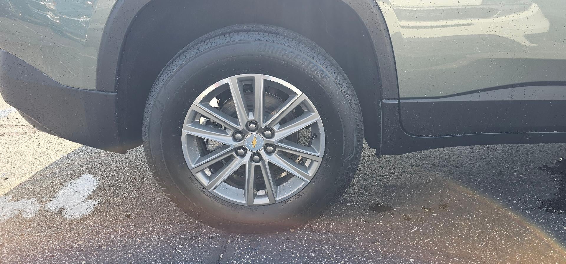 2023 Chevrolet Traverse LT Cloth FWD