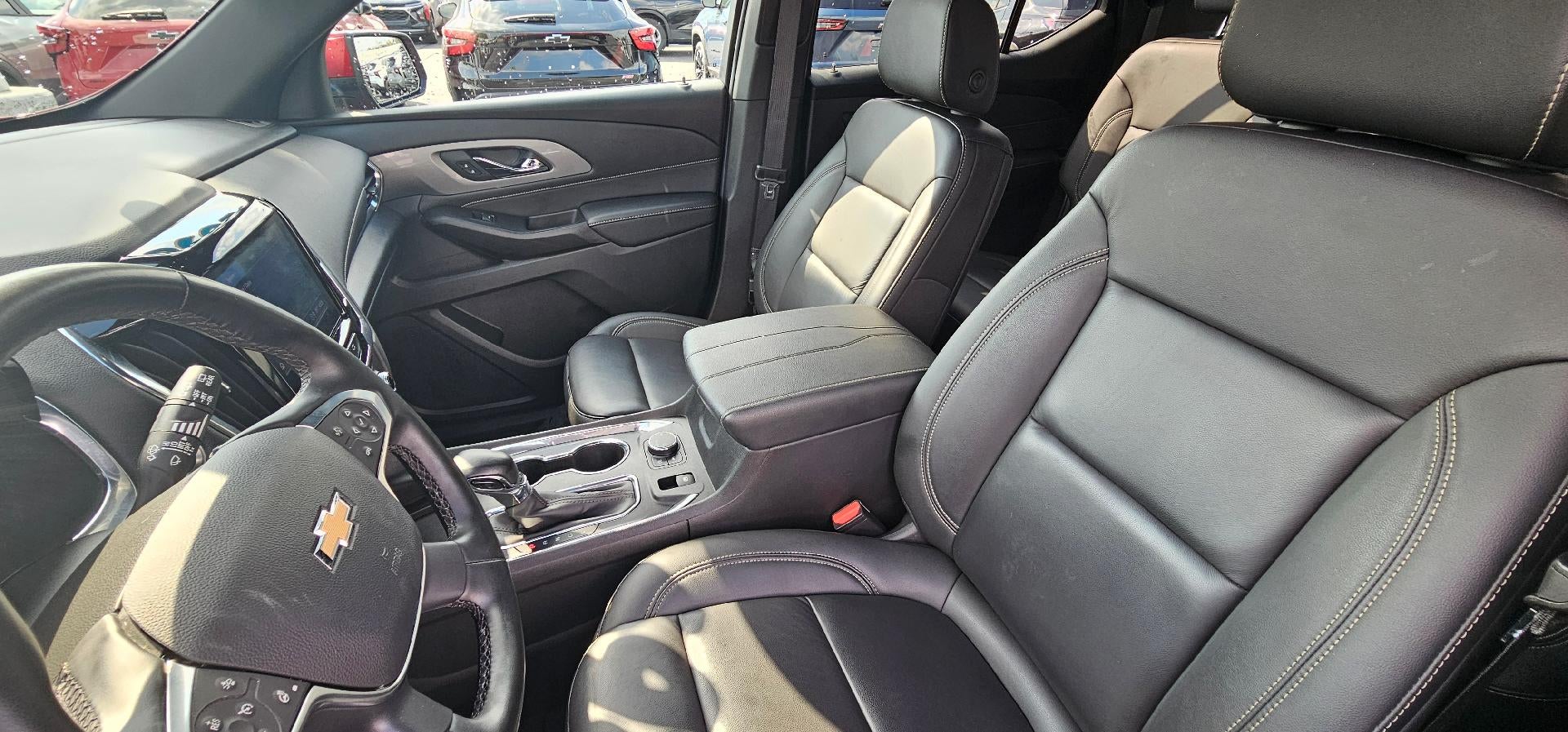 2023 Chevrolet Traverse LT Leather FWD