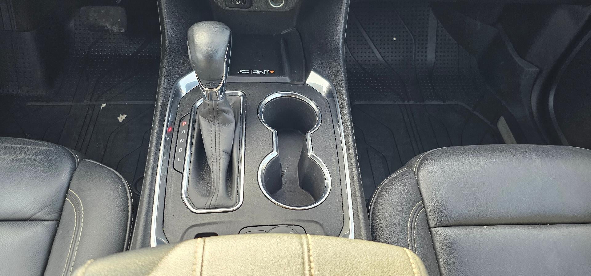 2023 Chevrolet Traverse LT Leather AWD