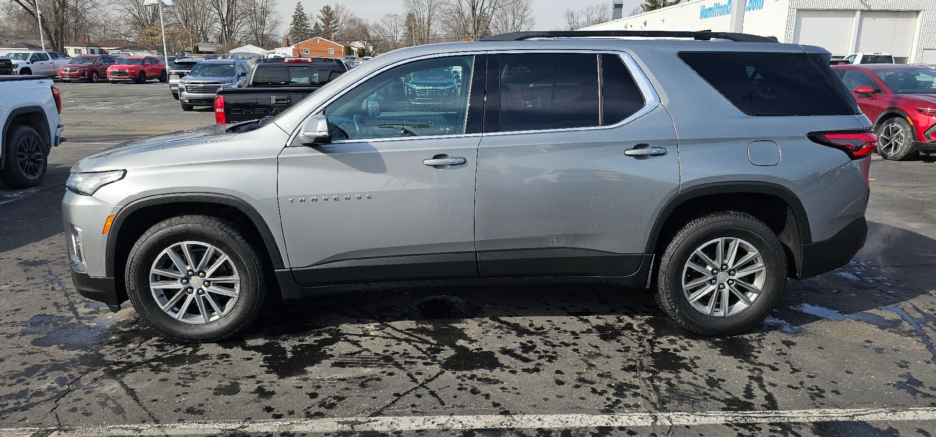 2023 Chevrolet Traverse LT Leather AWD