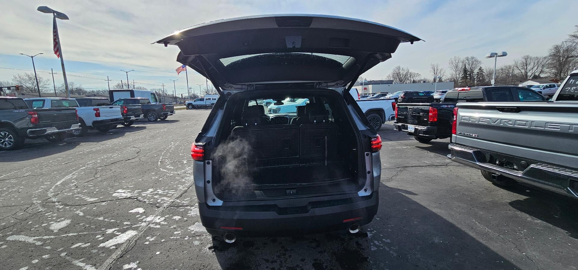 2023 Chevrolet Traverse LT Leather AWD