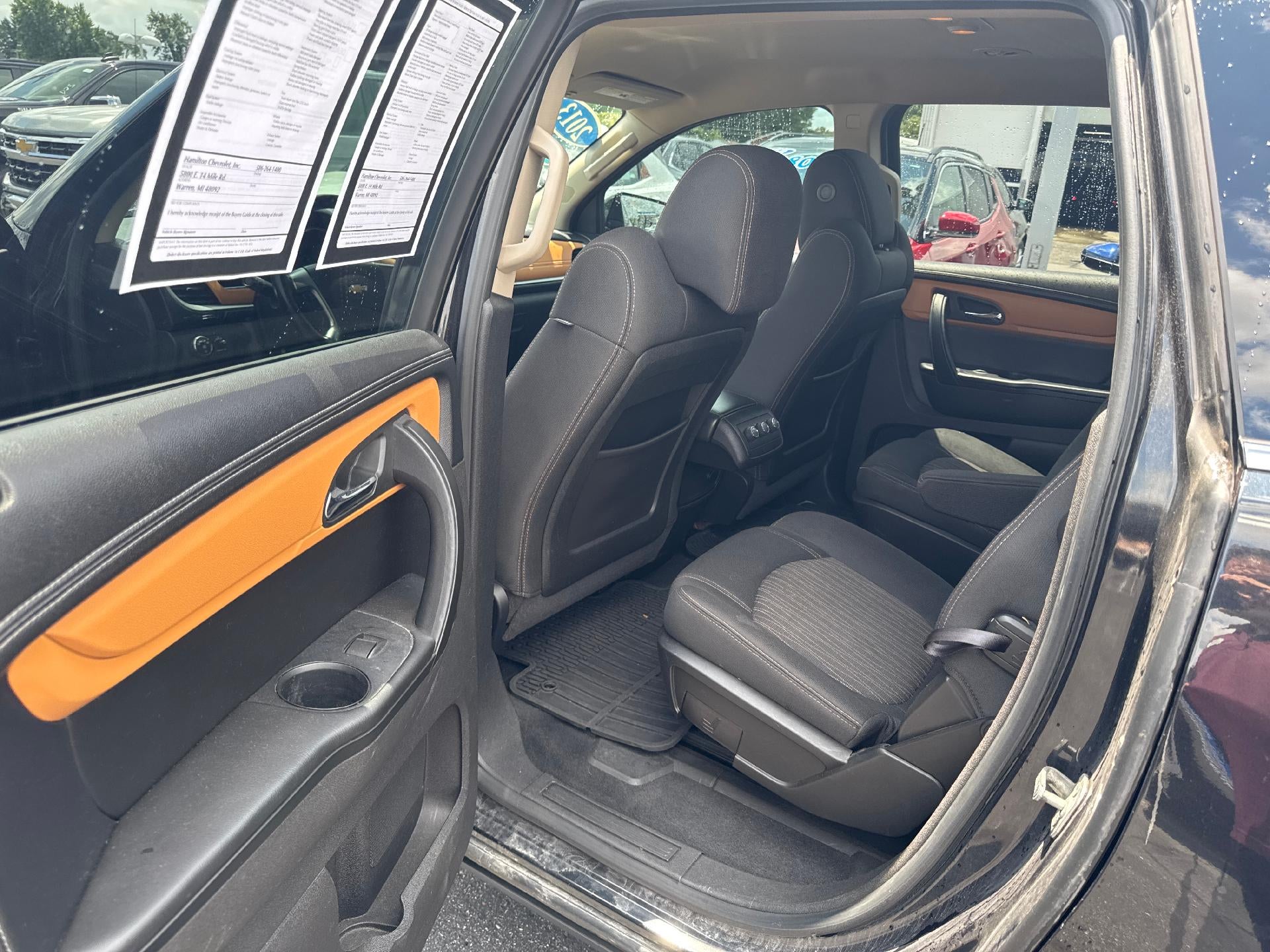 2013 Chevrolet Traverse LT FWD