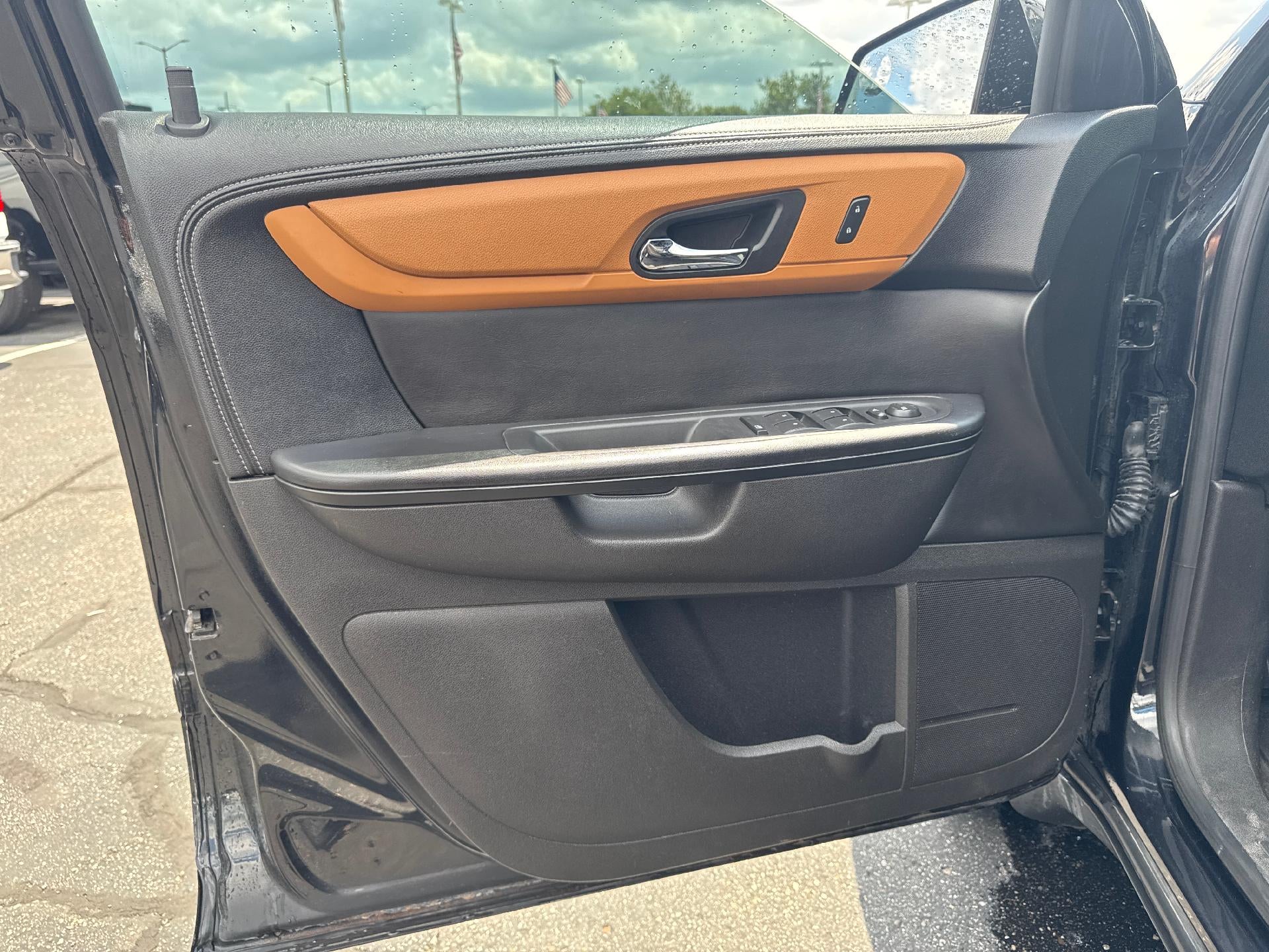 2013 Chevrolet Traverse LT FWD