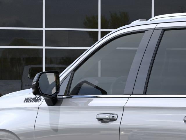 2026 Chevrolet Suburban High Country 4WD