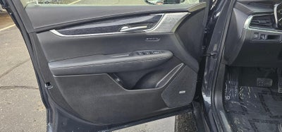 2022 Cadillac XT5 Premium Luxury