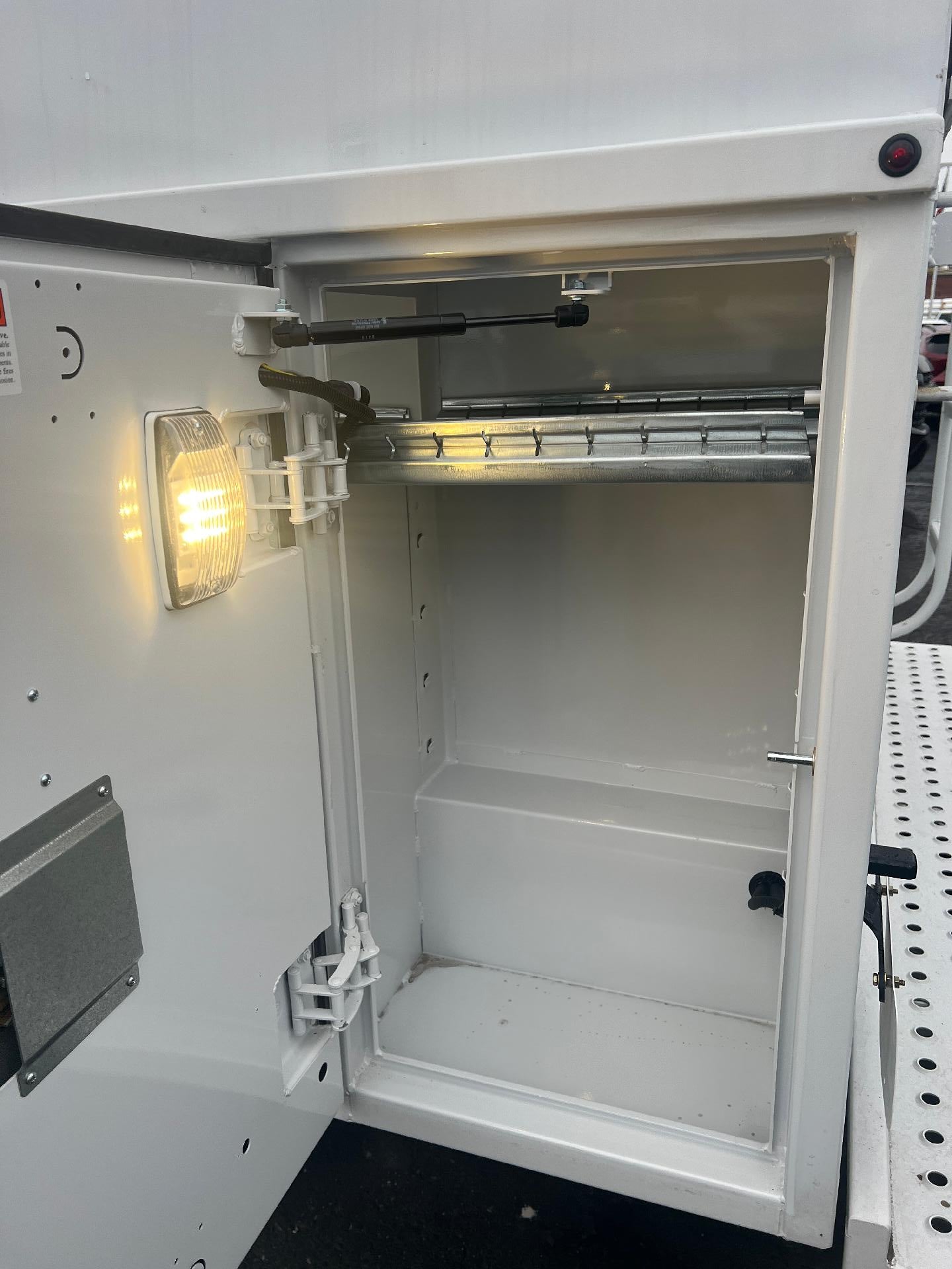 2024 Chevrolet Express Cutaway 3500 Base