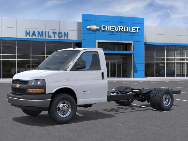 2025 Chevrolet Express Cutaway 3500 1WT RWD