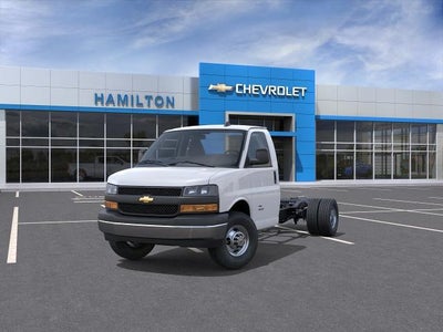 2025 Chevrolet Express Cutaway 3500 1WT RWD
